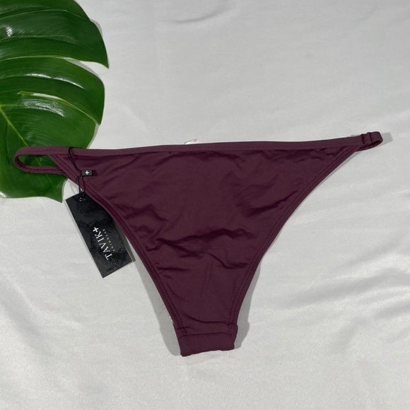 NEW‎ TAVIK [ Large ] Antic Moderate Bikini Bottom in Merlot - Picture 8 of 11
